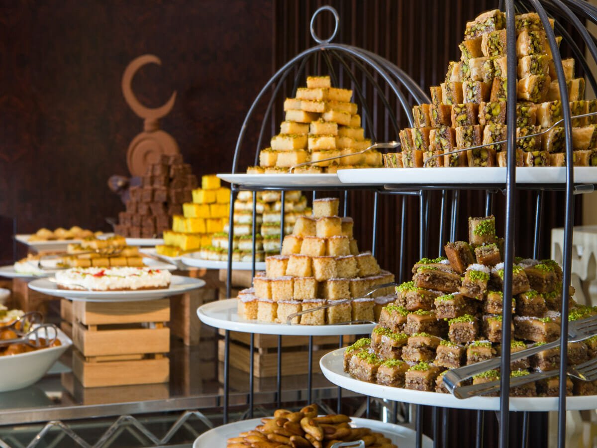 أفضل 8 مطاعم بوفيه إفطار رمضان في دبي مع العناوين